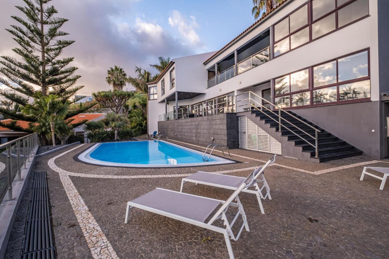 Ample Villa With Pool And Gorgeous Ocean View Funchal  Exterior photo